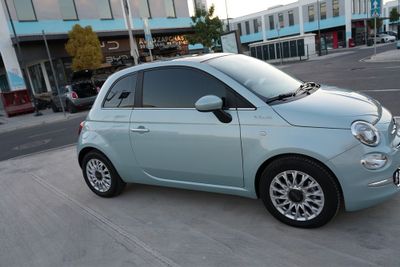 sotiladi fiat holati yangi