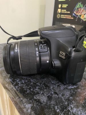 фотоапарат Canon 1300d