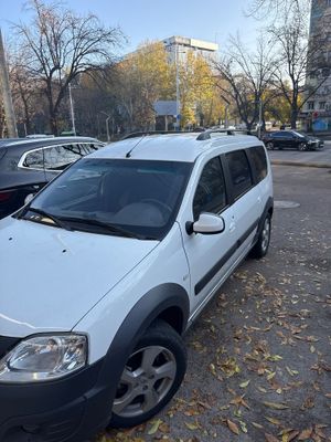 Лада ларгус кросс 2021 года выпуска