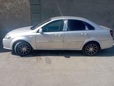 2014 gentra avtomat Gaz bor