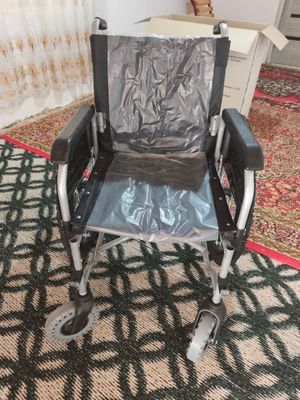 каляска инвалидная продам срочна новая в коробке..