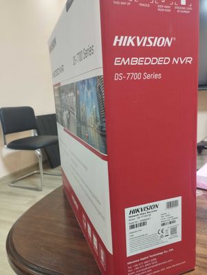 DS-7716NI-Q4 Hikvision videoregistratori, yangi. NVR Видеорегистратор