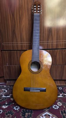 Gitara sotiladi | YAMAHA C 40
