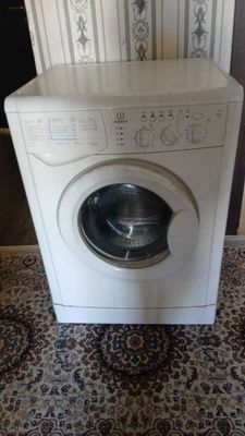 Стиральная машина Indesit