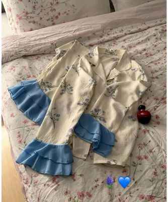 pijama juda chiroyli yushoq