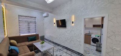 1 хонали люкс квартира ижарага берилади!!