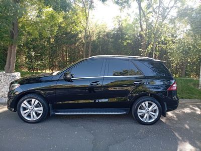 Mercedes Benz ML400