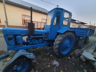 Traktor28sotiladi