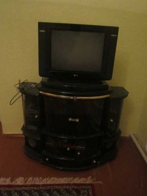 Телевозор LG в хорошем состояние