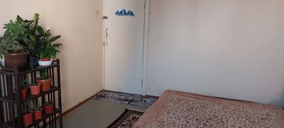 Срочно аренда квартира 1 та хона берилади безмаклер