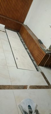 Напольные люк с газовыми амортизаторами. Амортиза