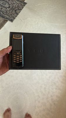 vertu signature zor sastayanya