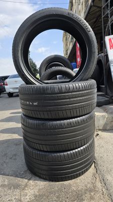 265/40/R22 Michelin