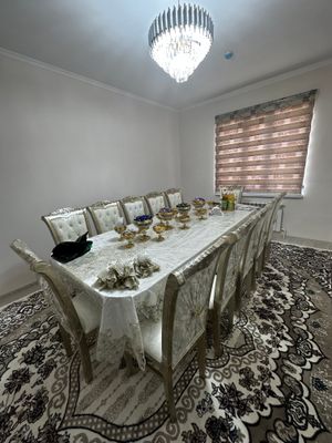 Продается стол стулья