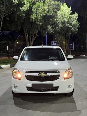 Chevolet Cobalt 2022