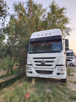 HOWO A6 Тягач сотилади