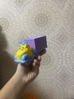 Милая машинка грузовик