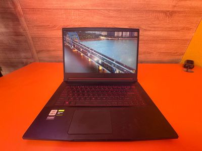 Продается ноутбук MSI-16RS