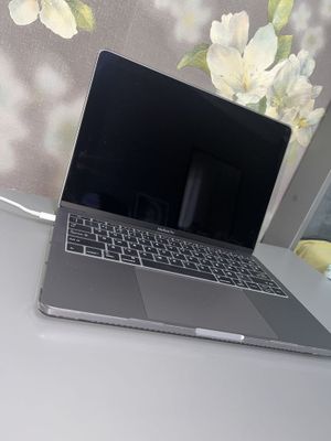 Продаю свой MacBook Pro