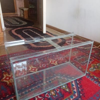 Продаю аквариум безкаркасный