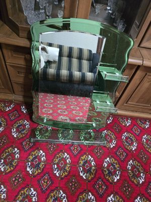Зеркало с подставкой для душевой