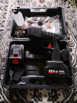 Karcher akkumlyatorli sotiladi.