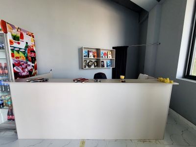 Reception, risepshin , bar sotiladi