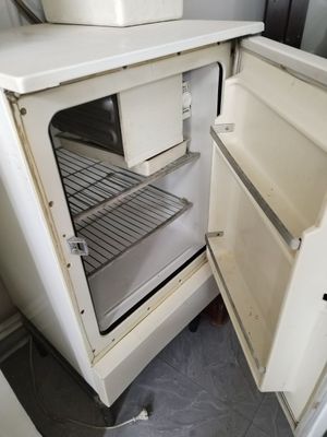Холодильник бу рабочий