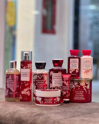 Body works, parfyumniy sprey va dlya dush, lasyon
