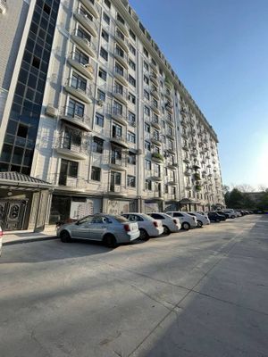 Аренда возле Шохсарой ресторан Юнусабад