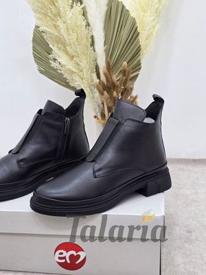 Утеплённые ботинки из натуральной кожи