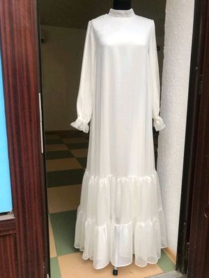Tuy marosimlari uchun qizlarga vecherniy koʻylak