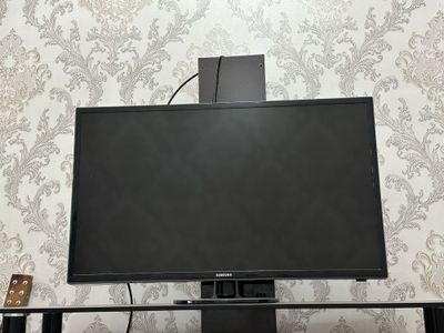 Продается телевизор самсунг. Не смарт