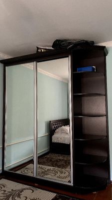 Продается спальный гарнитур