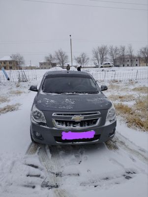 Продается машина Кобальт 2 позиция