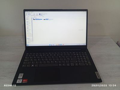 Noutbuk Lenovo Athlon Silver AMD Radeon sotiladi