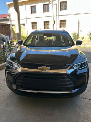 Chevrolet Tracker Premier, 2023 пробег 27 000