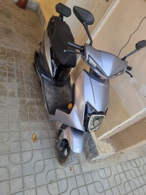 Skutor elektr moto