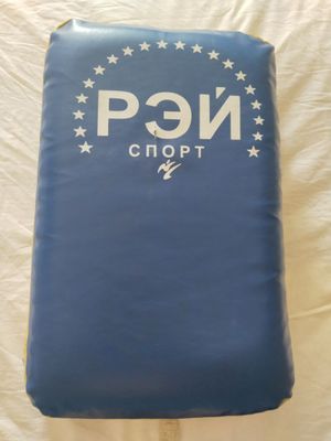 Макивара для единоборств.