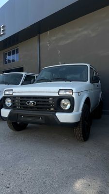 LADA Niva Legend