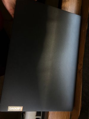 Lenovo V15