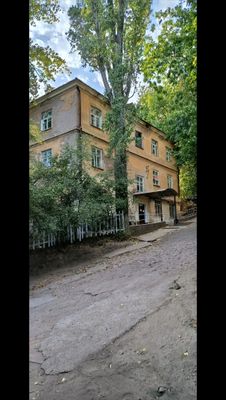 Продается двух комнатный квартира