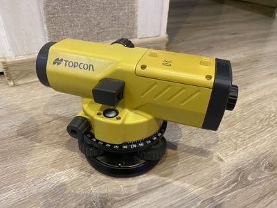 * Нивелир TOPCON AT-В4А производство Польша б/у в отличном состоянии!