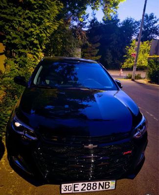 Onix Premier Turbo 2023