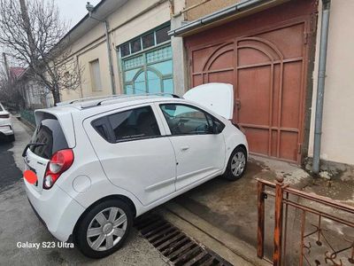 Продам SPARK 3 позиция 2015 года или обменяю за доплату на MATIZ.