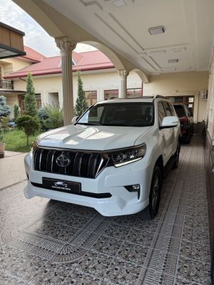 Tayota Prado 150