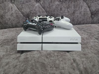 Playstation 4 fat