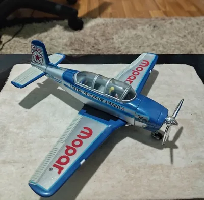 Коллекционый Самолет Beechcraft T-34