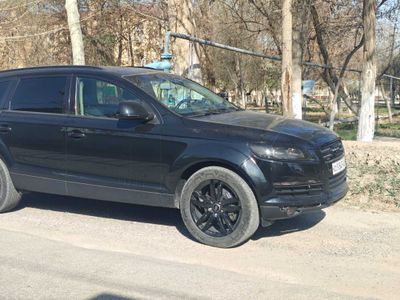 Продам или обмен audi q7 двигатель 4.2 2007 года.