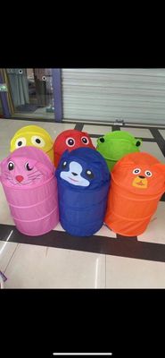 oʻyinchoqlar solish uchun quti